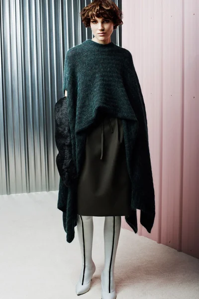 Look 4